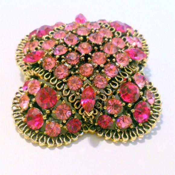 Vintage LISNER Pink and Hot Pink Rhinestone Cluster Gold Tone Statement Brooch - Picture 3 of 4